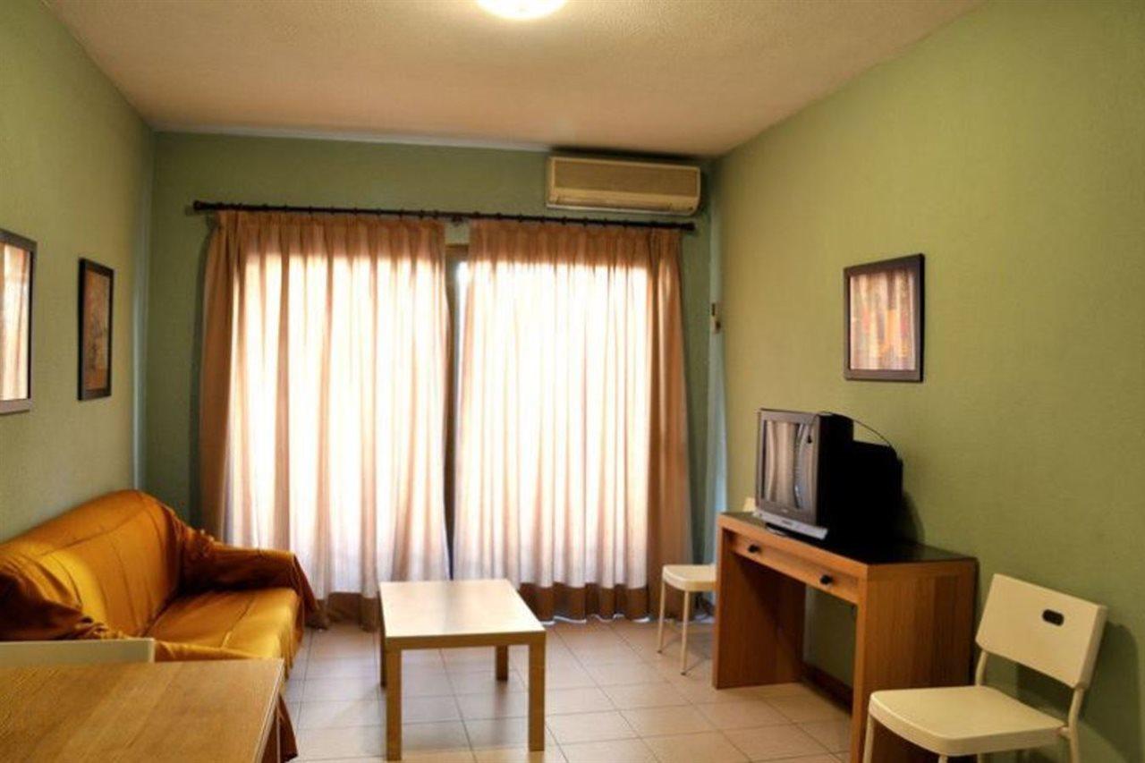 Uve Marcenado Hotel Madrid Ngoại thất bức ảnh