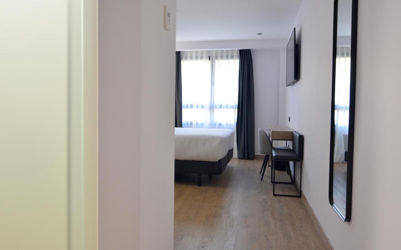 Uve Marcenado Hotel Madrid Ngoại thất bức ảnh